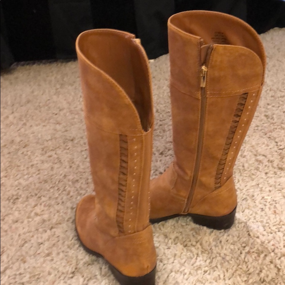 Girls riding boots